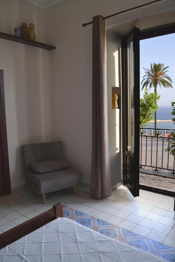 Bnb Agora Panoramic Rooms Шака Екстериор снимка