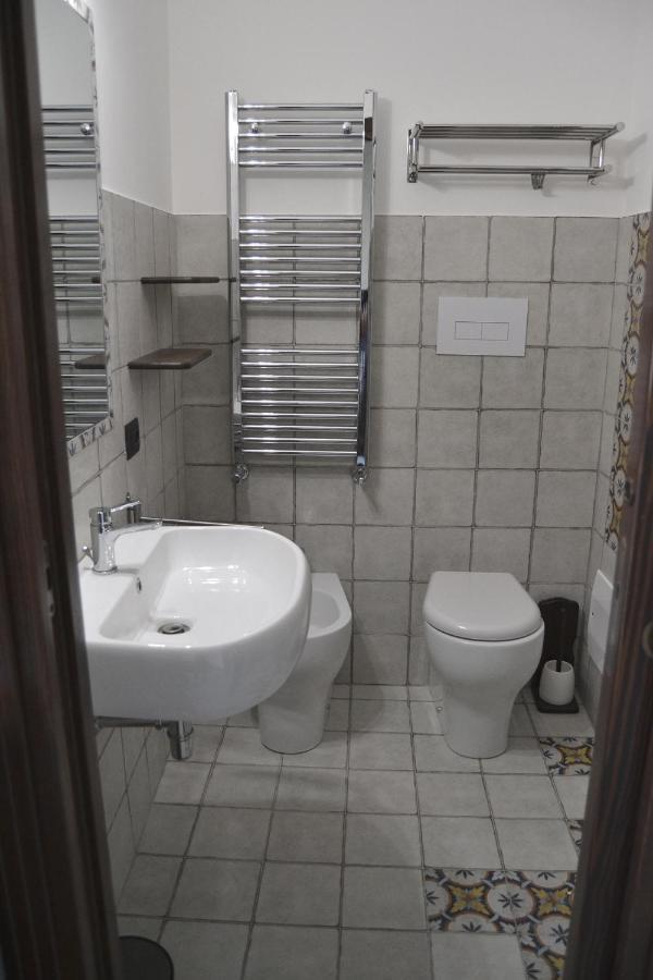 Bnb Agora Panoramic Rooms Шака Екстериор снимка