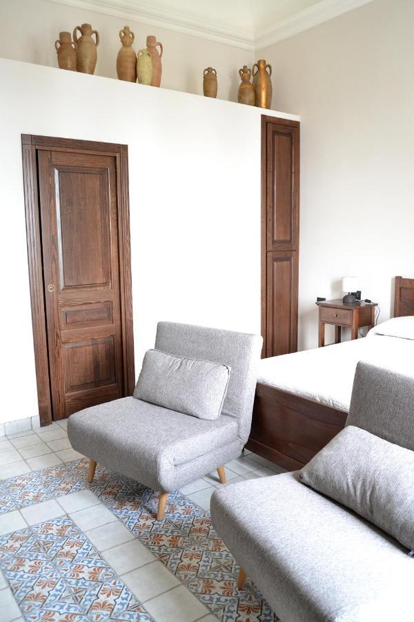 Bnb Agora Panoramic Rooms Шака Екстериор снимка