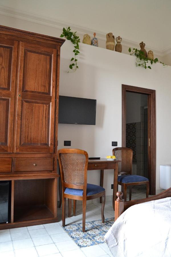 Bnb Agora Panoramic Rooms Шака Екстериор снимка