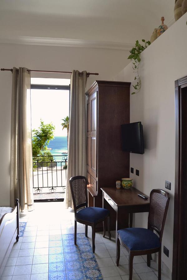 Bnb Agora Panoramic Rooms Шака Екстериор снимка