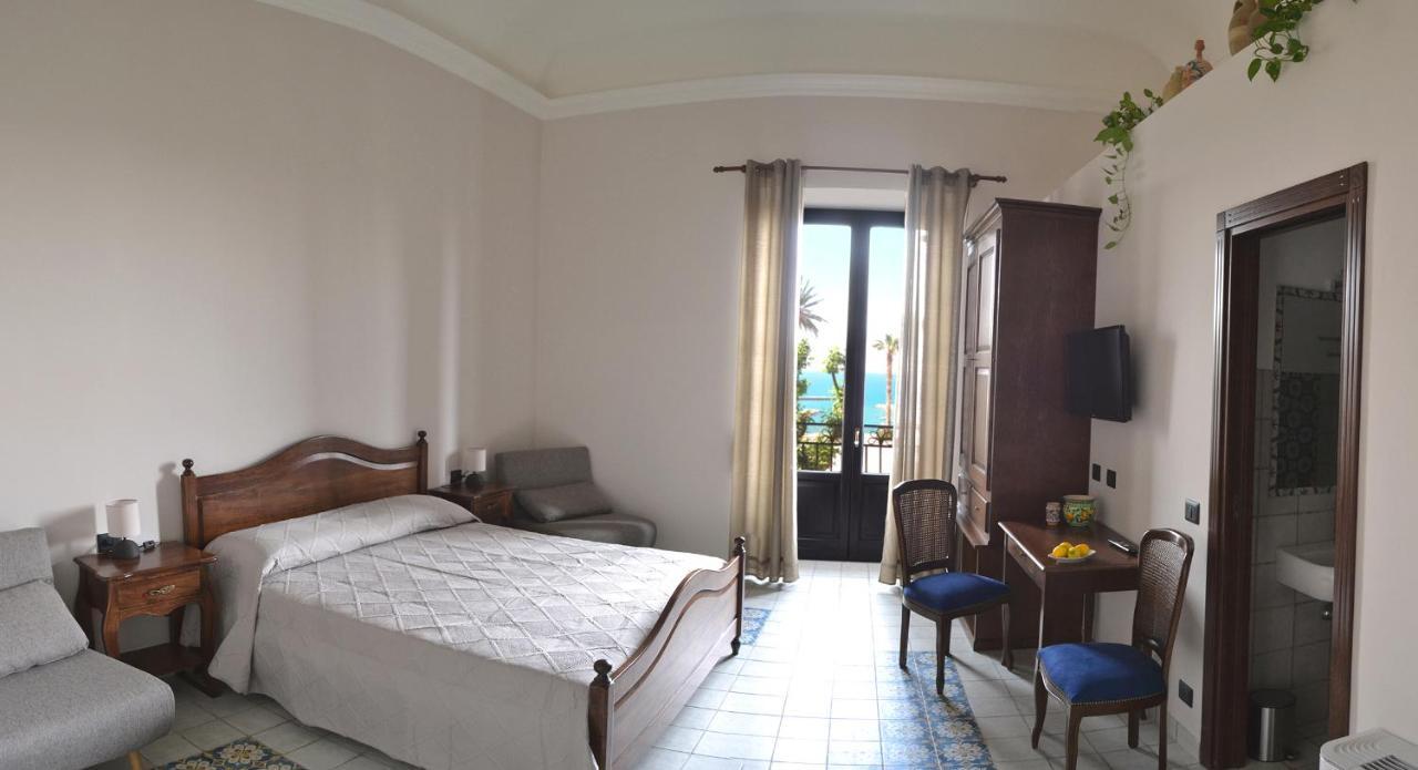 Bnb Agora Panoramic Rooms Шака Екстериор снимка