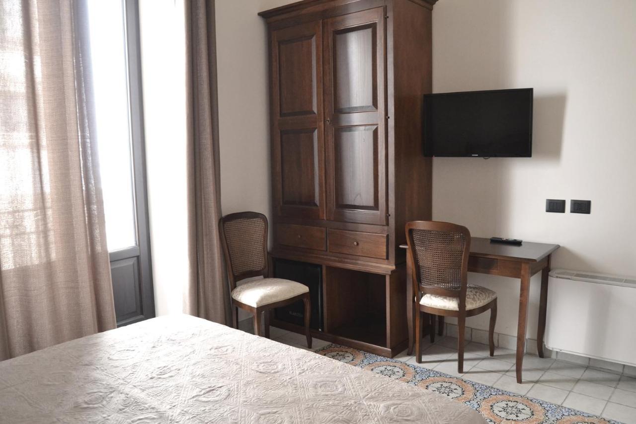 Bnb Agora Panoramic Rooms Шака Екстериор снимка
